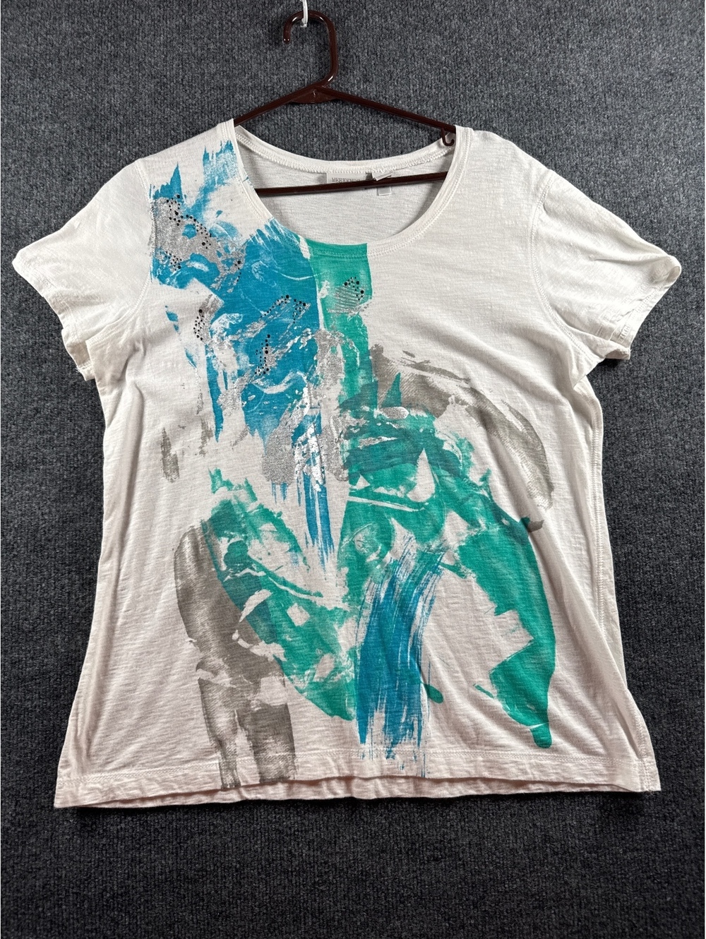 Weekends Chicos Womens Graphic T-Shirt Size 2 Large